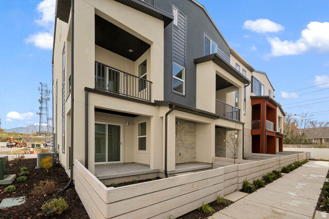 Property Photo:  928 W Coalburn Way 7-58  UT 84123 