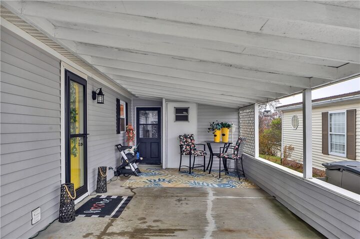 Property Photo:  823 Clover Ln  PA 15668 