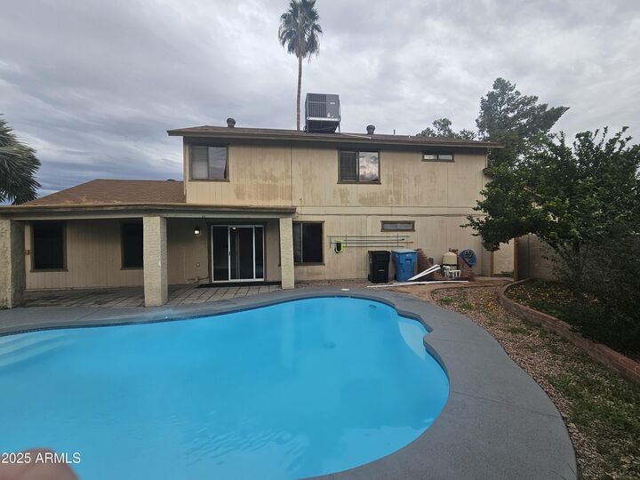 Property Photo: 10032 W Sells Drive AZ 85037