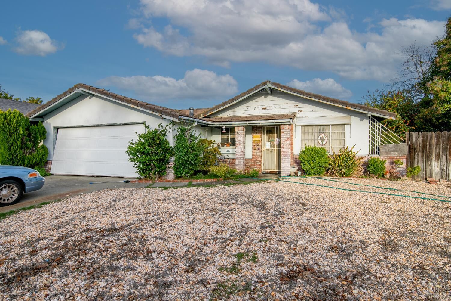 Property Photo:  301 Plum Street  CA 95688 