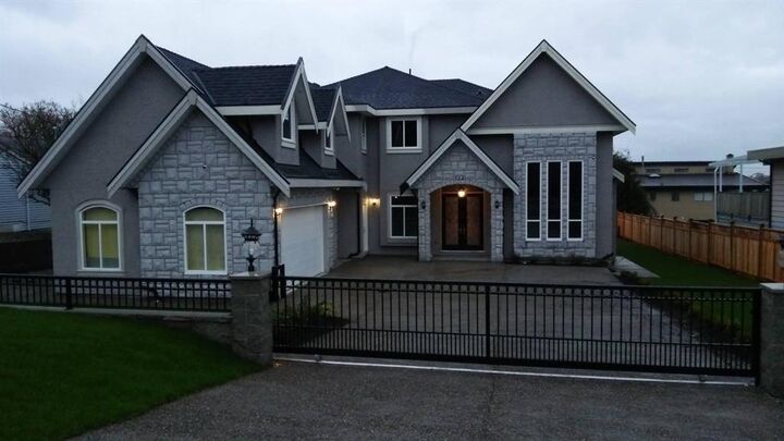 704 Quadling Avenue — photo 1