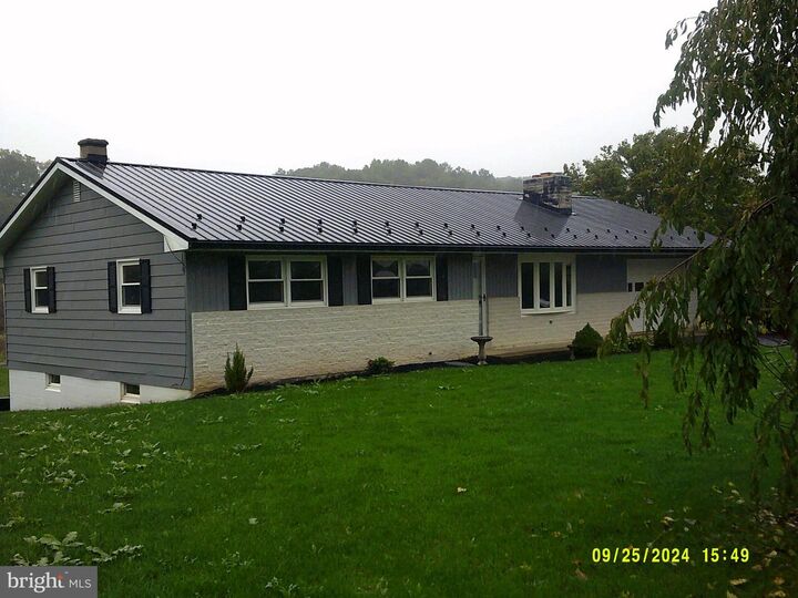 30 Pauls Lane  Loysville PA 17047 photo