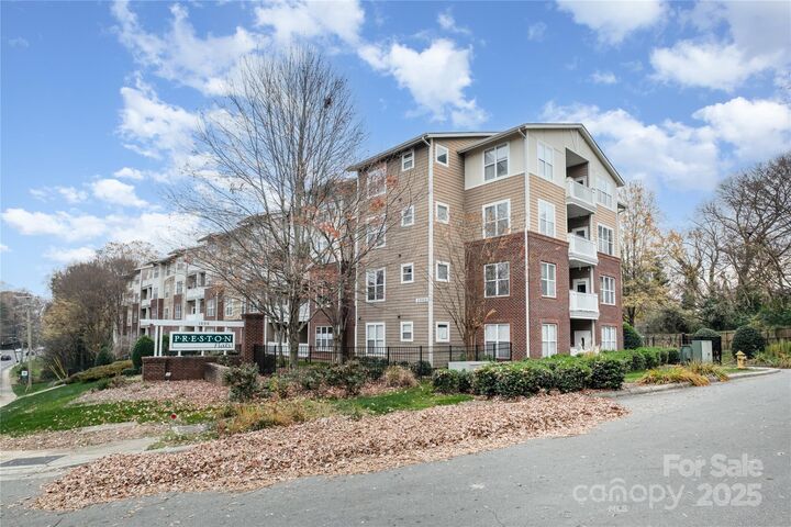 1000 E Woodlawn Road 217  Charlotte NC 28209 photo