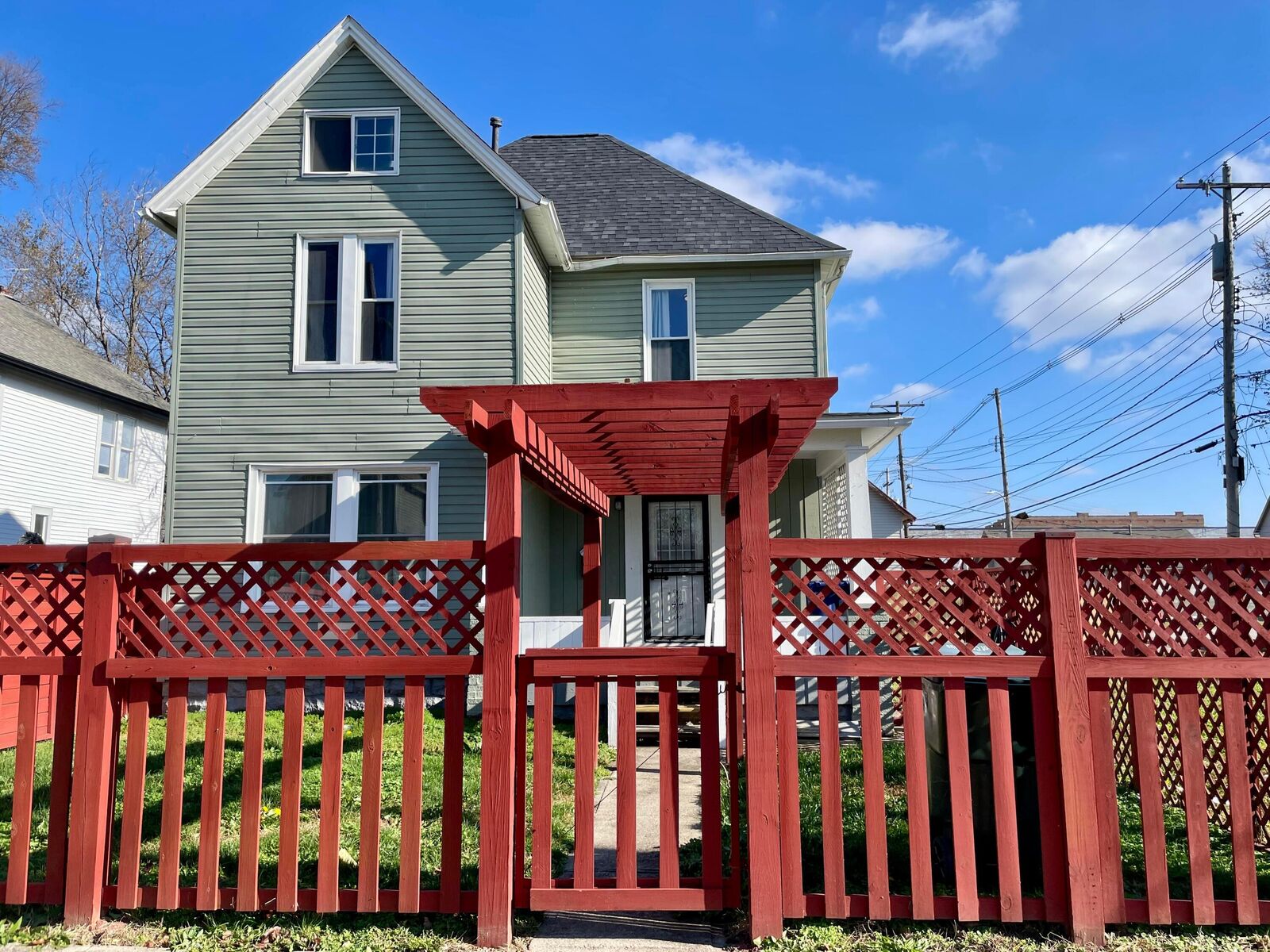 Property Photo: 28 N Princeton Avenue OH 43222