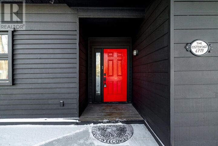 Property Photo:  6779 Roger Stevens Drive  ON K7A 4S6 