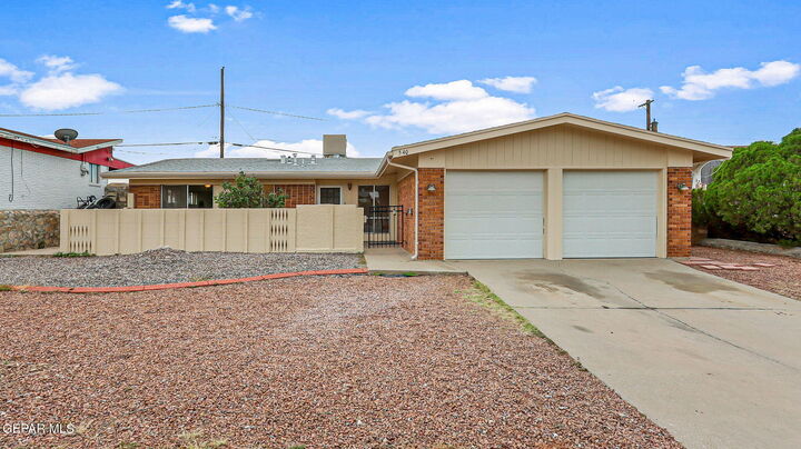 540 Marthmont Way  El Paso TX 79912 photo