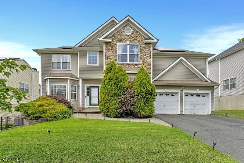 Property Photo: 692 Skyline Dr NJ 07849