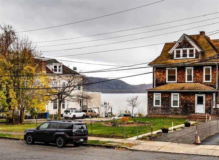 Property Photo: 39 Hamilton Avenue NY 10562