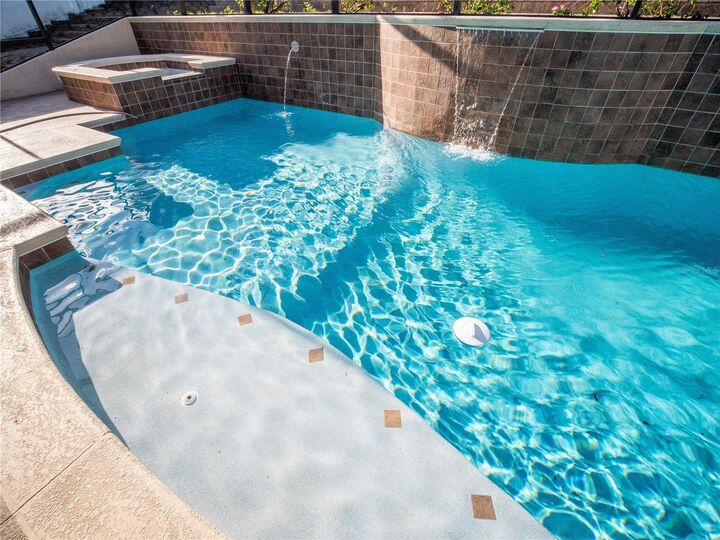 Property Photo: 1870 Vale Drive FL 34711