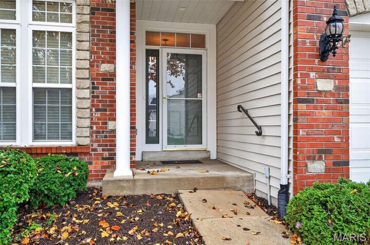 Property Photo: 83 Eagle Cove Place MO 63303