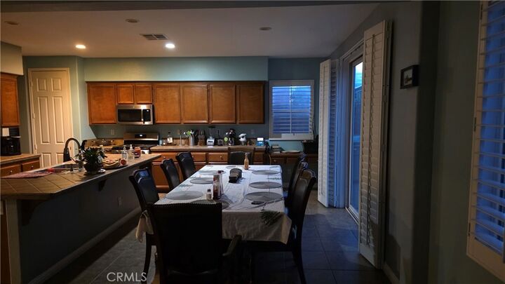Property Photo: 27336 Delphinium CA 92555