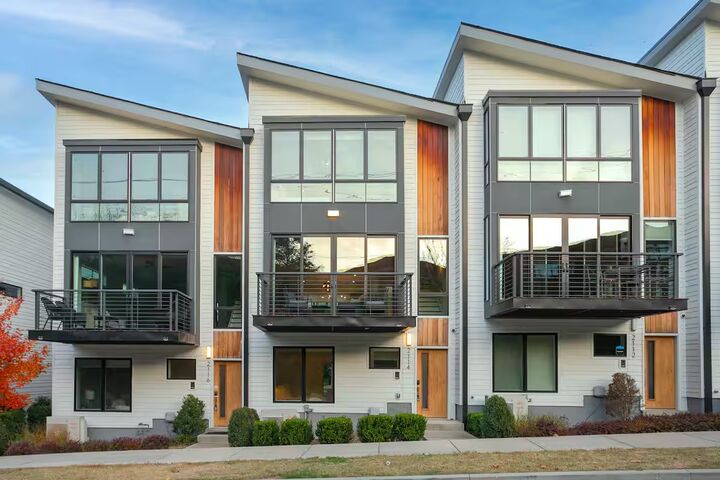 2114 9th Ave N  Nashville TN 37208 photo