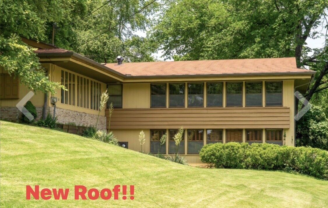 Property Photo:  706 Washington Ave  TN 38474 