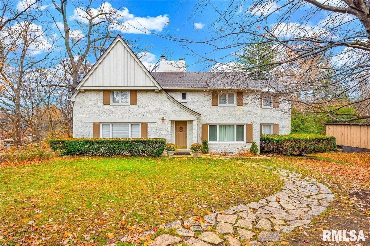 Property Photo:  4008 N Knoxville Avenue  IL 61614 