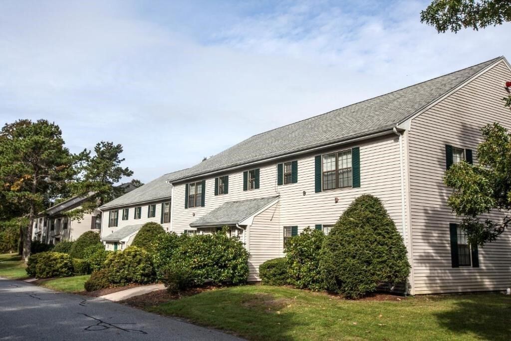 Property Photo:  141 Great Neck Road South 203  MA 02649 