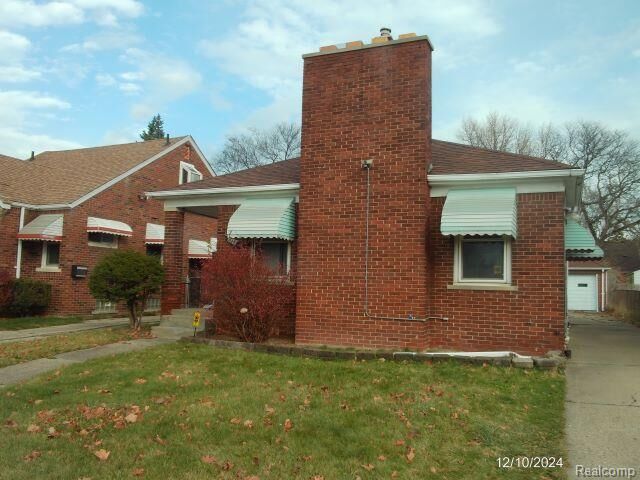 Property Photo:  5727 E Outer Drive  MI 48234 