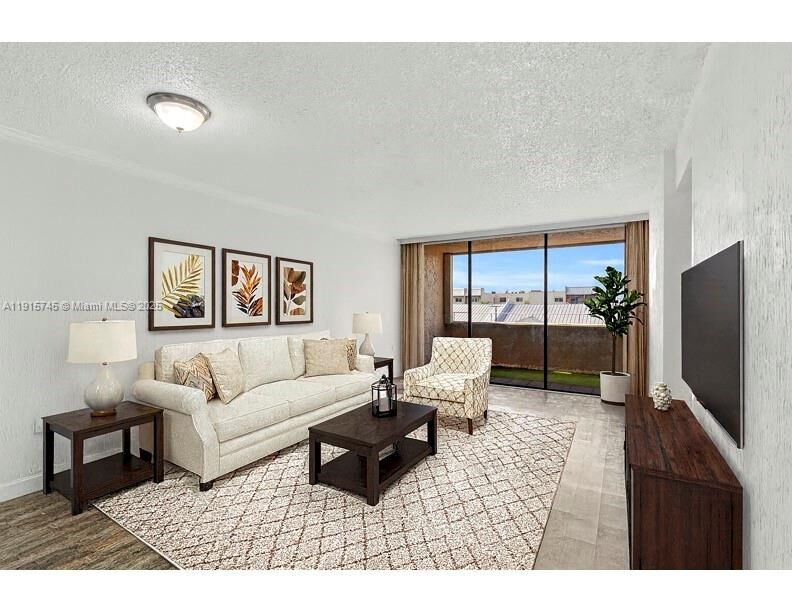 Property Photo:  10400 SW 108 Ave A413  FL 33176 