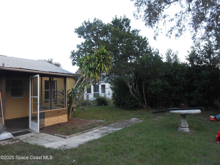 Property Photo: 1313 Donna Avenue FL 32922