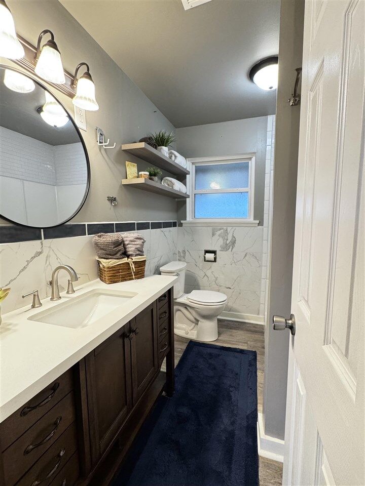 Property Photo:  1436 E Broadway Street  OK 74023 