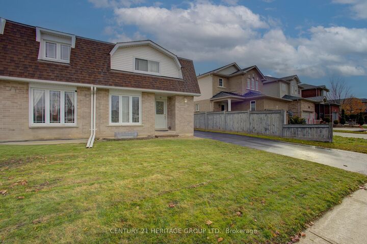 Property Photo:  11 Knight Street  ON L9R 1C1 