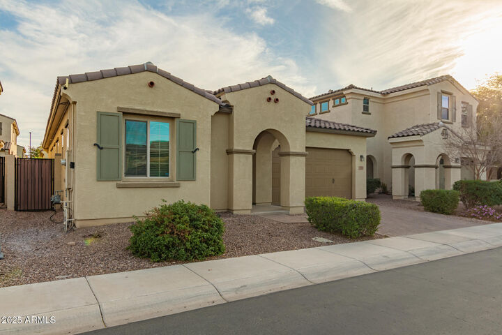 Property Photo:  2891 E Citrus Way  AZ 85286 