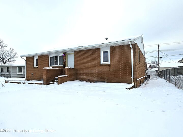 Property Photo:  1454 2nd Street S  ND 58601 