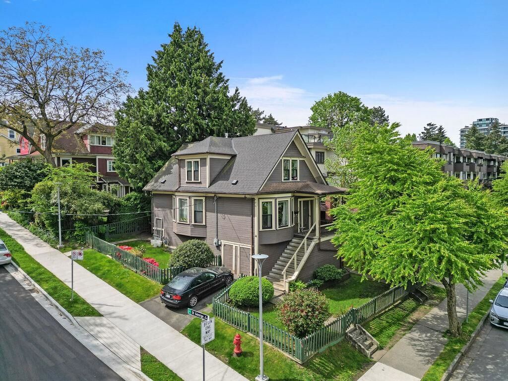 Property Photo:  498 E 5th Avenue  BC V5T 1H9 