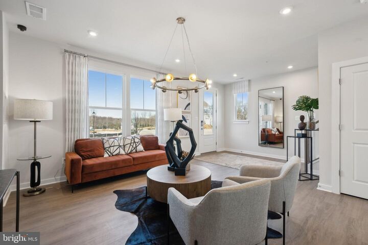 Property Photo: 10959 Pinnacle Green Road MD 20774