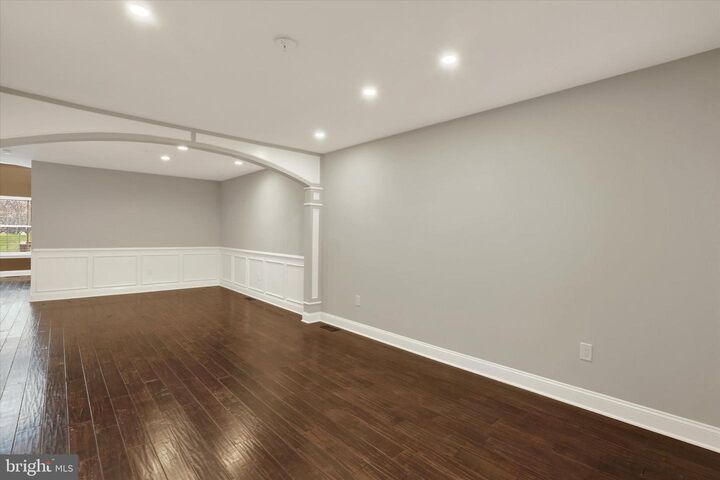 Property Photo:  102 Julian Drive E  PA 18974 