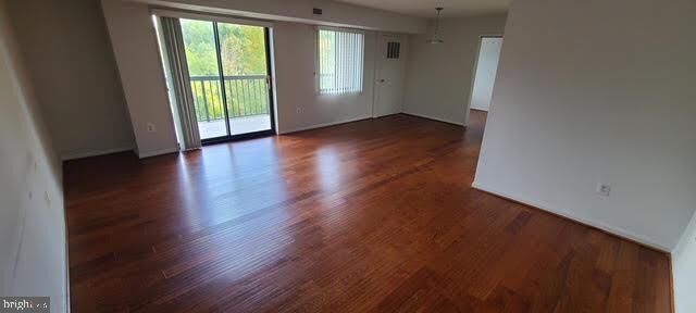 Property Photo: 200 N Pickett Street 411 VA 22304