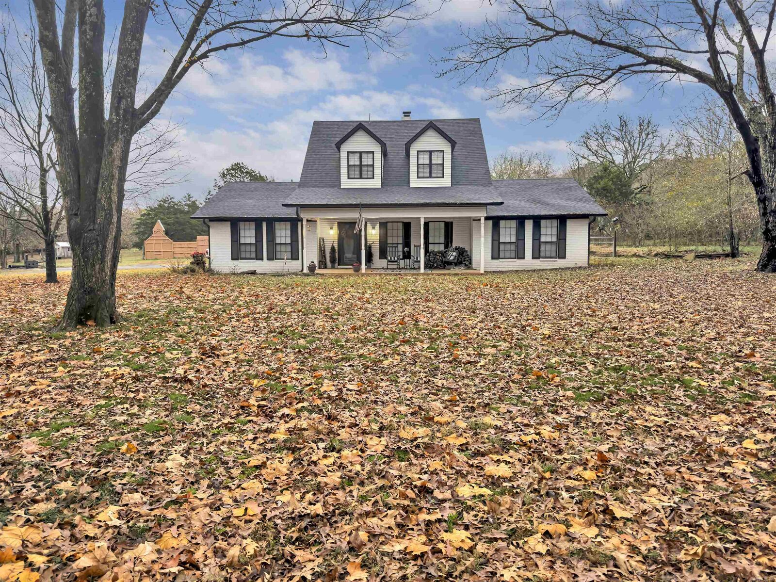 Property Photo:  8 N Springhill Lane  AR 72058 