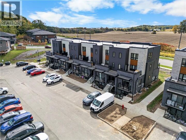 Property Photo:  235 Chapel Hill Drive 23  ON N2R 0S4 