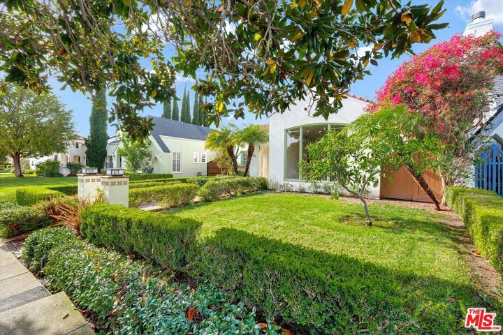 Property Photo: 135 N Gower St CA 90004