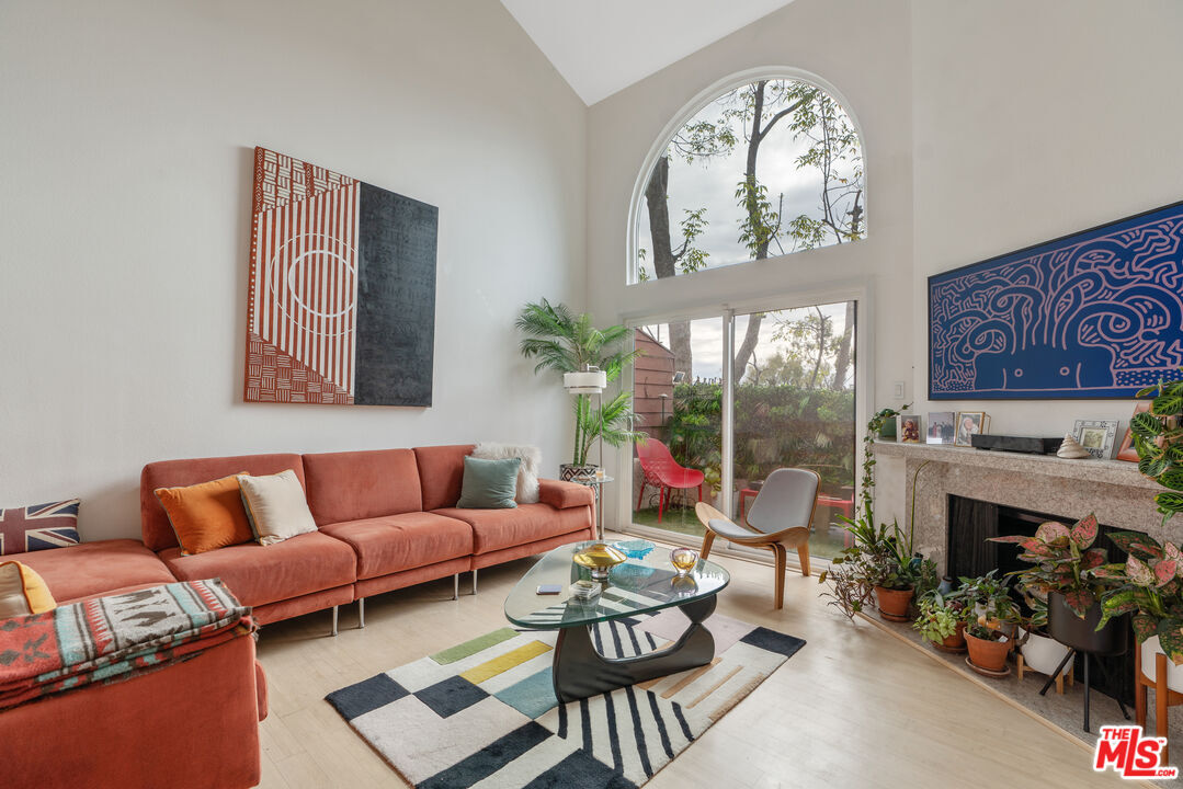 Property Photo:  1979 Grace Ave  CA 90068 