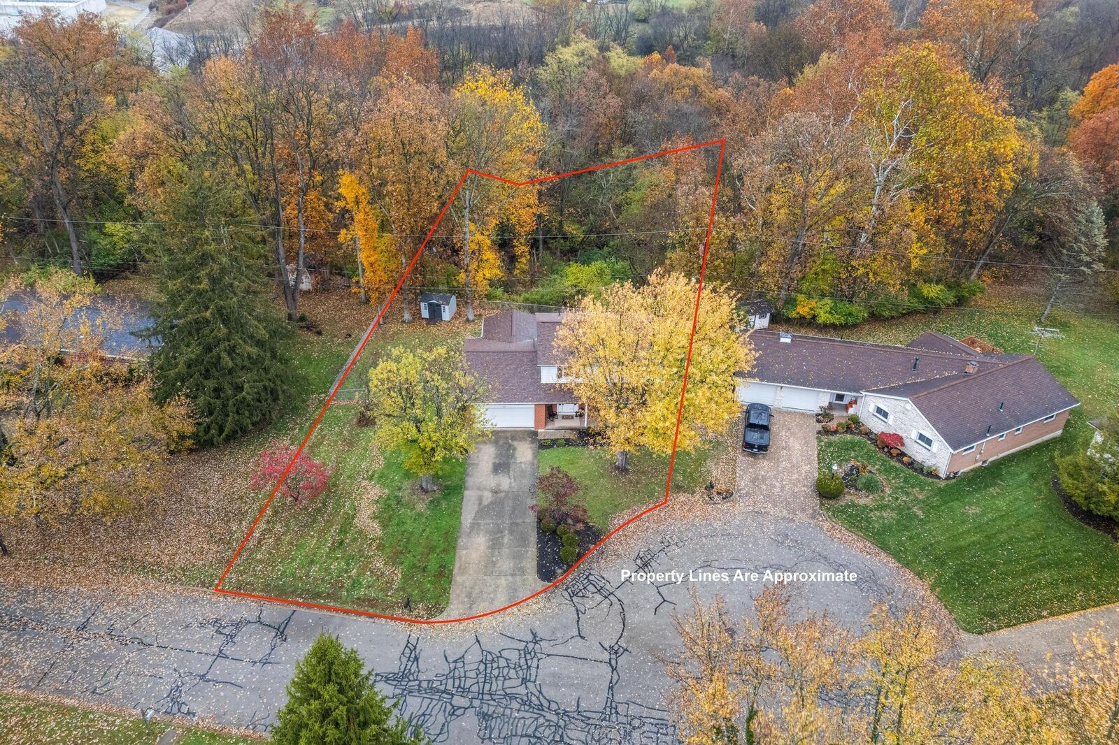 Property Photo:  1087 Warren Drive  OH 45177 