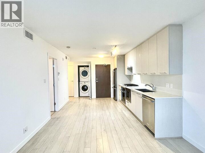 Property Photo:  7708 Alderbridge Way 1005  BC V6X 0P9 