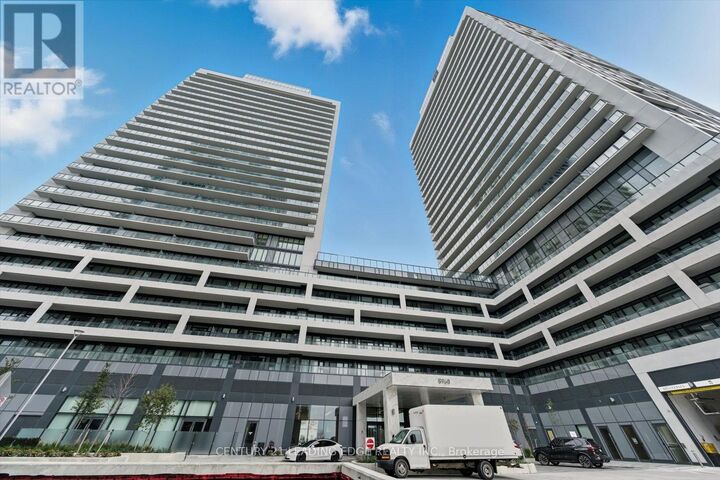 Property Photo: 8960 Jane Street 2015 ON L4K 0N9