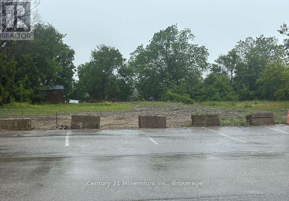 Property Photo:  330 Durham Market Street South  ON N2Z 2A2 