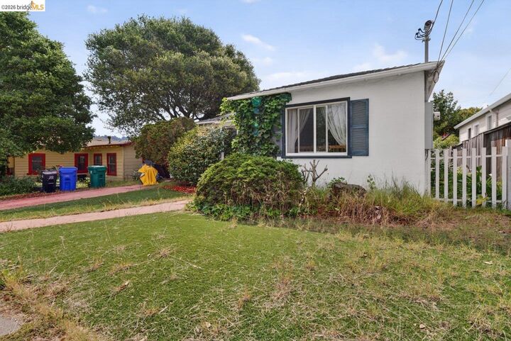 Property Photo:  5716 Fresno Ave  CA 94804 