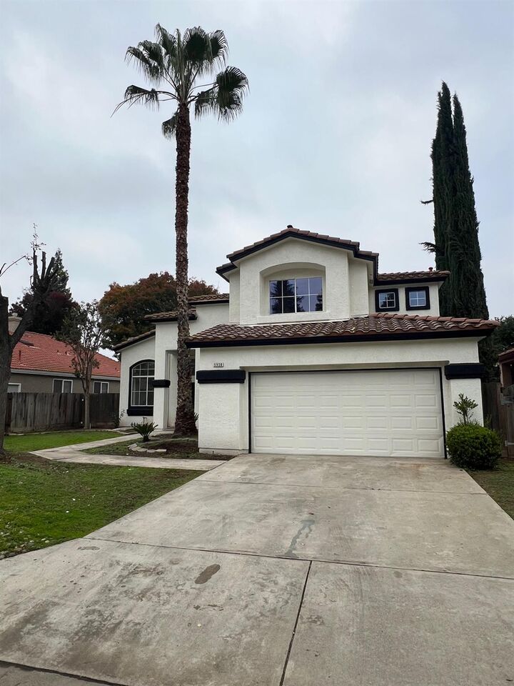 Property Photo: 5930 W Birch Avenue CA 93722