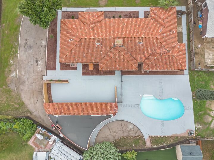 Property Photo:  4933 E Tulare Street  CA 93727 