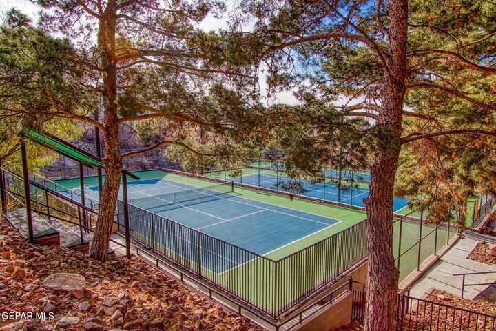 Property Photo: 5944 Mira Hermosa Drive TX 79912