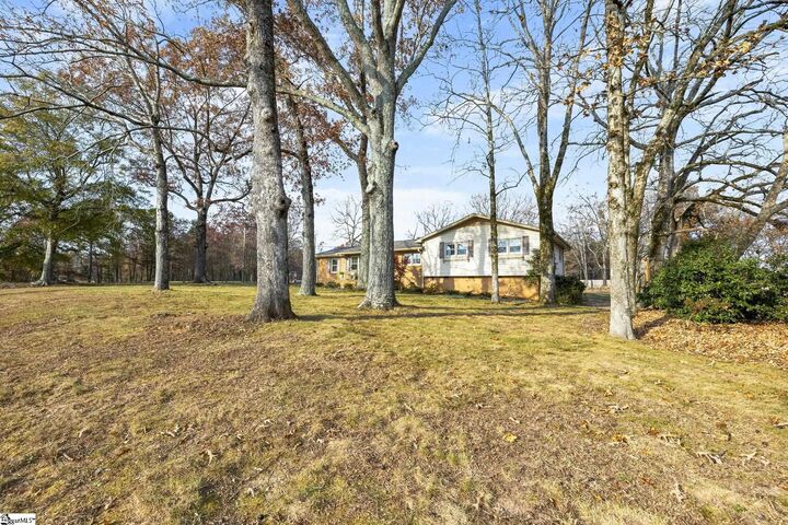 Property Photo: 661 Cooley Road SC 29645