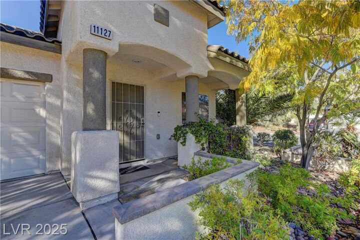 Property Photo: 11127 Castellane Drive NV 89141