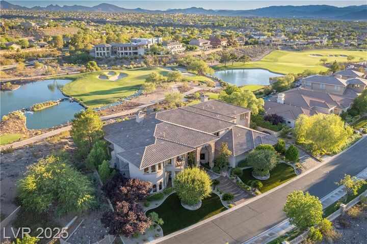 Property Photo: 17 Mountain Cove Court NV 89052