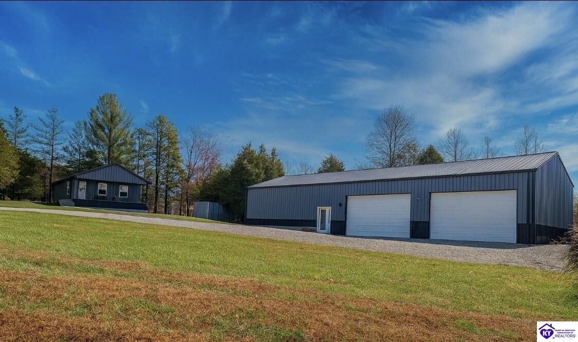 Property Photo: 161 Tomahawk Circle KY 40119