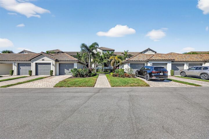 5720 Palmer Circle 102  Bradenton FL 34211 photo