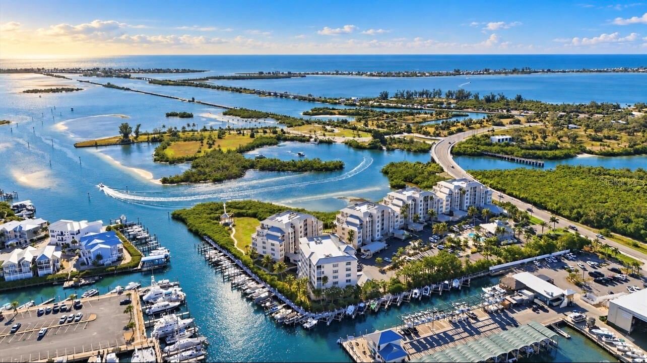 Property Photo:  13113 Gasparilla Road 403  FL 33946 