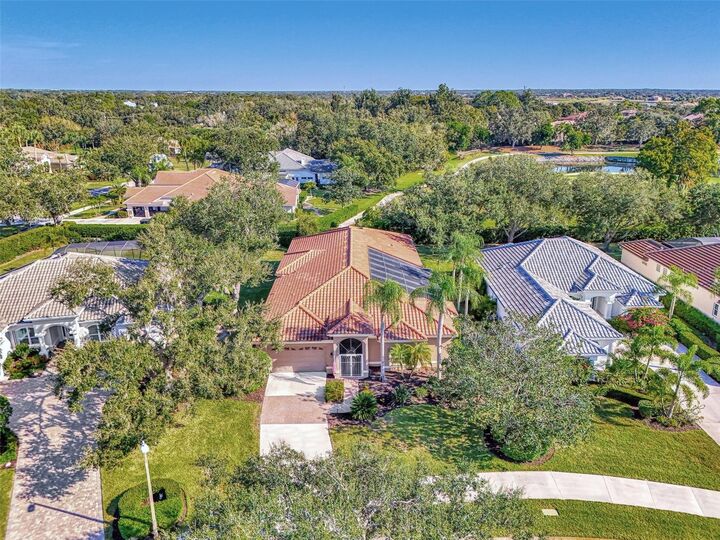 Property Photo:  2518 Dick Wilson Drive  FL 34240 