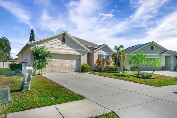 Property Photo: 120 Grove Branch Road FL 33880